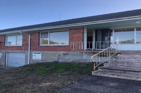 Photo of property in 2/159 Coronation Road, Hillcrest, Auckland, 0627