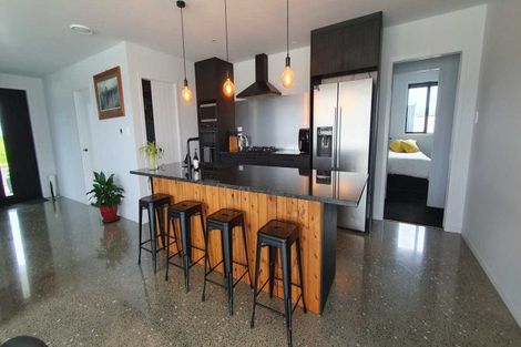 Photo of property in 15 Saint Michael Crescent, One Tree Point, 0118