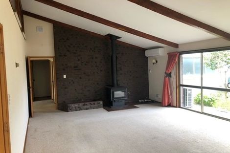 Photo of property in 4 Stonebridge Park Drive, Holdens Bay, Rotorua, 3010