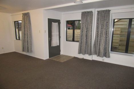 Photo of property in 1/74 Waiwhetu Road, Waiwhetu, Lower Hutt, 5010