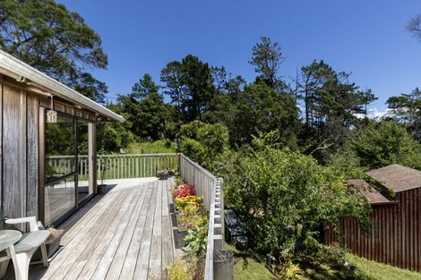 Photo of property in 114 Upper Drive, Greenhithe, Auckland, 0632