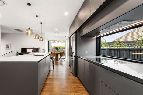 Photo of property in 70 Idris Road, Fendalton, Christchurch, 8052