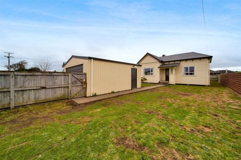 Photo of property in 10 Campbell Street, Hawera, 4610