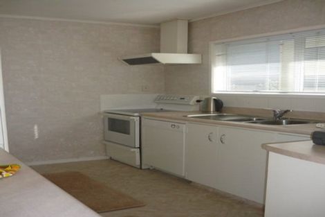 Photo of property in 1/230 Hibiscus Coast Highway, Orewa, 0931