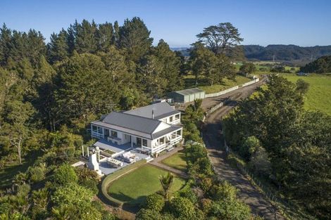 Photo of property in 167 Anderson Road, Helensville, 0875