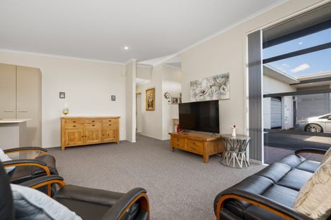 Photo of property in 20 Tory Way, Omokoroa, 3114