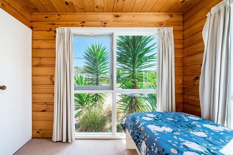 Photo of property in 4 Rimu Street, Waikanae, 5036