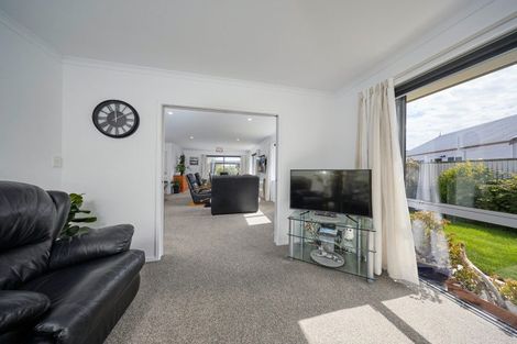 Photo of property in 33 Kotuku Road, South Bay, Kaikoura, 7300