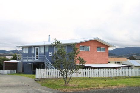 Photo of property in 4 Caroline Heights, Omaha, 0986