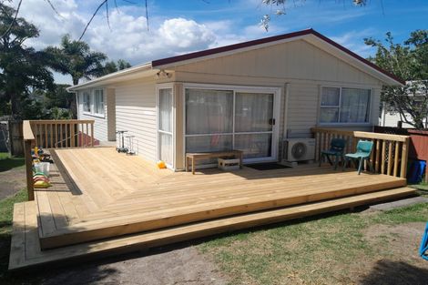 Photo of property in 18 Normandy Place, Henderson, Auckland, 0610