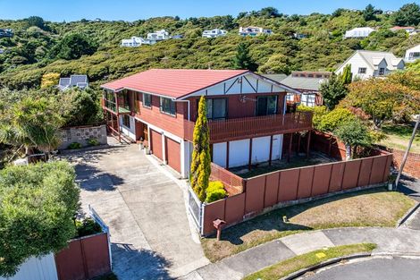 Photo of property in 49 Kinloch Place, Papakowhai, Porirua, 5024