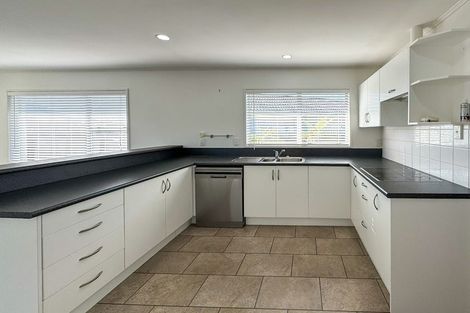 Photo of property in 10b Karlaw Place, Parklands, Christchurch, 8083