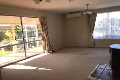 Photo of property in 2 Pitman Place, Waimate, 7924