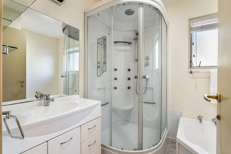 Photo of property in 15/262 Centreway Road, Orewa, 0931