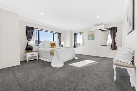 Photo of property in 26 Hikuawa Road, Flat Bush, Auckland, 2019