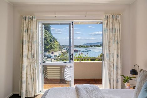 Photo of property in 88a Paremata Road, Paremata, Porirua, 5024