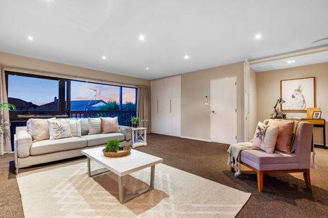 Photo of property in 25 Longitude Place, Whitby, Porirua, 5024