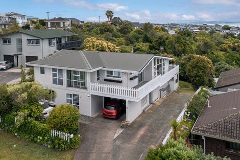 Photo of property in 93 Glamorgan Drive, Torbay, Auckland, 0630