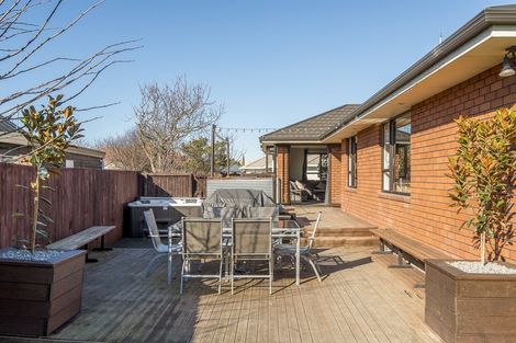 Photo of property in 14 Blakeley Place, Kaiapoi, 7630