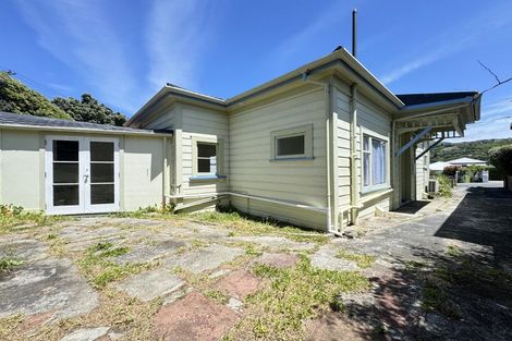 Photo of property in 85 Tiber Street, Island Bay, Wellington, 6023