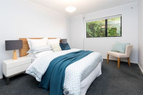 Photo of property in 2/4 Basilton Close, Bucklands Beach, Auckland, 2012