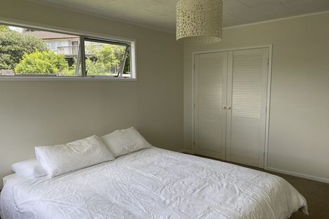 Photo of property in 42 Claverdon Drive, Massey, Auckland, 0614