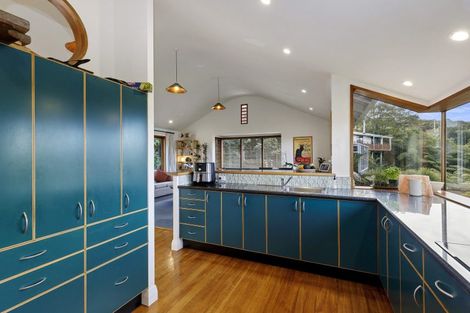 Photo of property in 12-12a Maungaraki Road, Korokoro, Lower Hutt, 5012