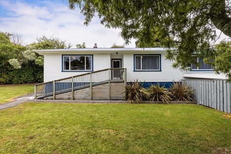 Photo of property in 79 Awanui Street, Merrilands, New Plymouth, 4312
