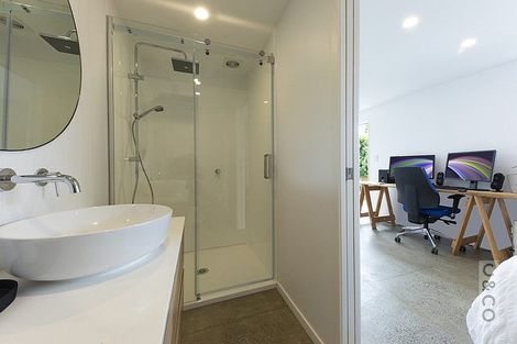 Photo of property in 25 Maude Street, Riverhead, 0820