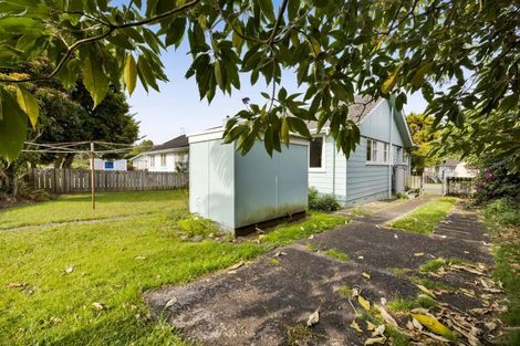Photo of property in 12 Grenville Street, Marfell, New Plymouth, 4310