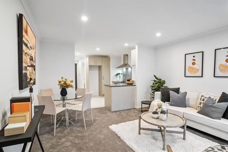 Photo of property in 30 Saddleback Crescent, Papakura, 2110