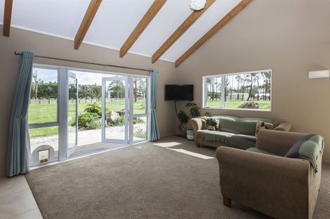 Photo of property in 2279 South Eyre Road, Eyrewell, Rangiora, 7476