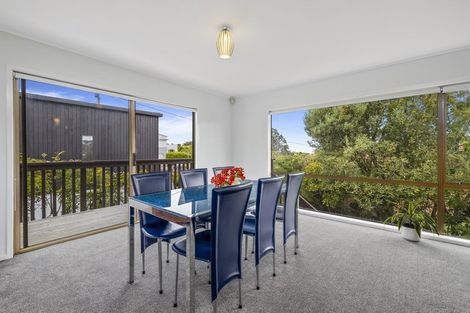 Photo of property in 1/517 Beach Road, Murrays Bay, Auckland, 0630
