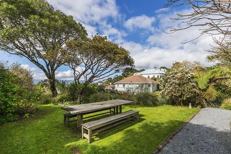 Photo of property in 7 Moana Road, Kelburn, Wellington, 6012