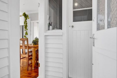 Photo of property in 45 Vogel Street, Hawera, 4610