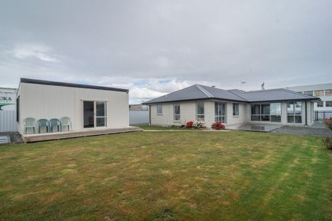 Photo of property in 16 Thomas Street, West End, Timaru, 7910