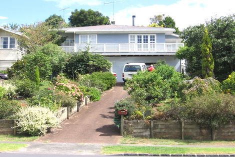 Photo of property in 29 Hillsborough Road, Hillsborough, Auckland, 1042