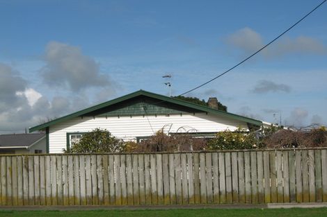 Photo of property in 73 Queen Street, Waitara, 4320