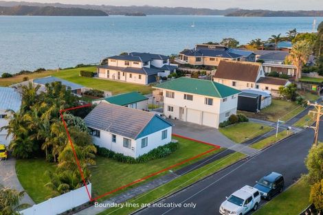 Photo of property in 17 Manaia View Road, One Tree Point, 0118