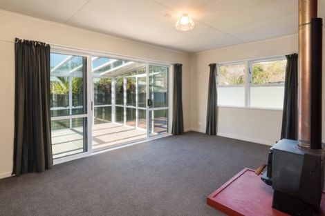 Photo of property in 48 Wairau Road, Picton, 7220
