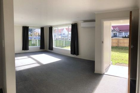 Photo of property in 102 Vogel Street, Woodville, 4920