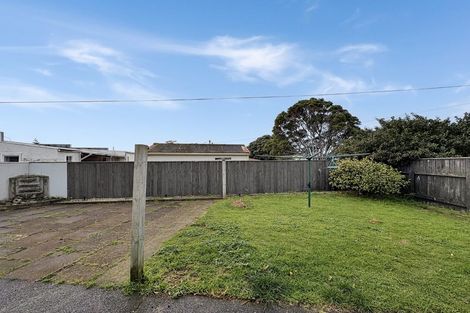 Photo of property in 13a Titoki Street, Castlecliff, Whanganui, 4501