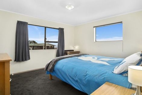 Photo of property in 10 Mossburn Grove, Kelson, Lower Hutt, 5010