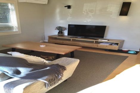 Photo of property in 1/5 Sinclair Street, Devonport, Auckland, 0624