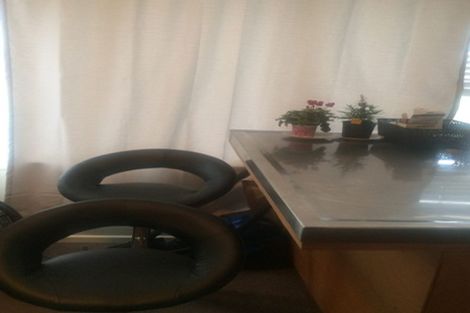 Photo of property in Churchill Flats, 213 The Terrace, Wellington Central, Wellington, 6011