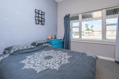 Photo of property in 6 Julian Street, Eltham, 4322