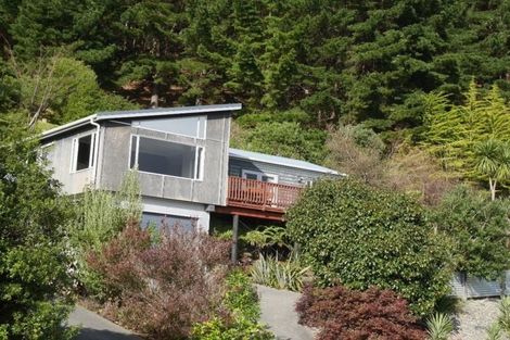 Photo of property in 15 Poneke Drive, Waikanae, 5036