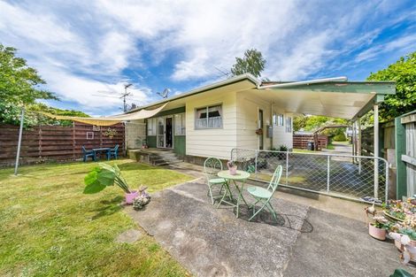 Photo of property in 1/27 Larchmont Grove, Totara Park, Upper Hutt, 5018