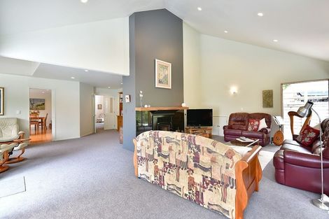 Photo of property in 70 Scott Road, Stanmore Bay, Whangaparaoa, 0932