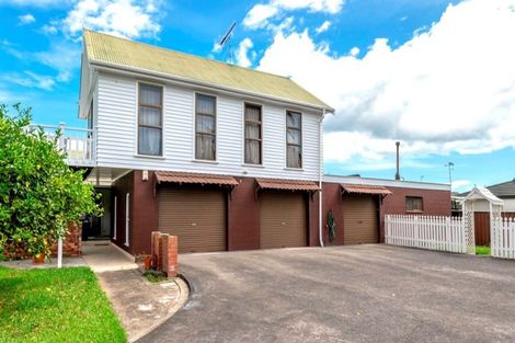 Photo of property in 10 Byrd Street, Levin, 5510